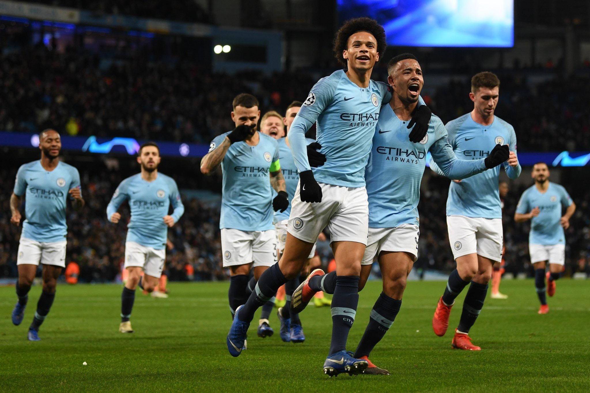 两端都保持 两端都保持